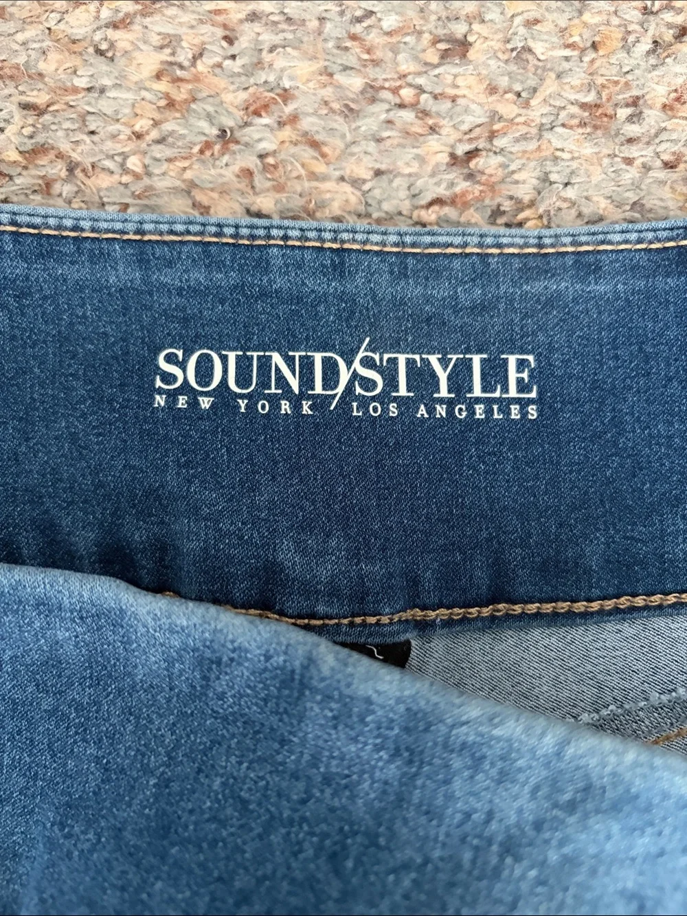 Women's Stretch Denim Shorts in Blue